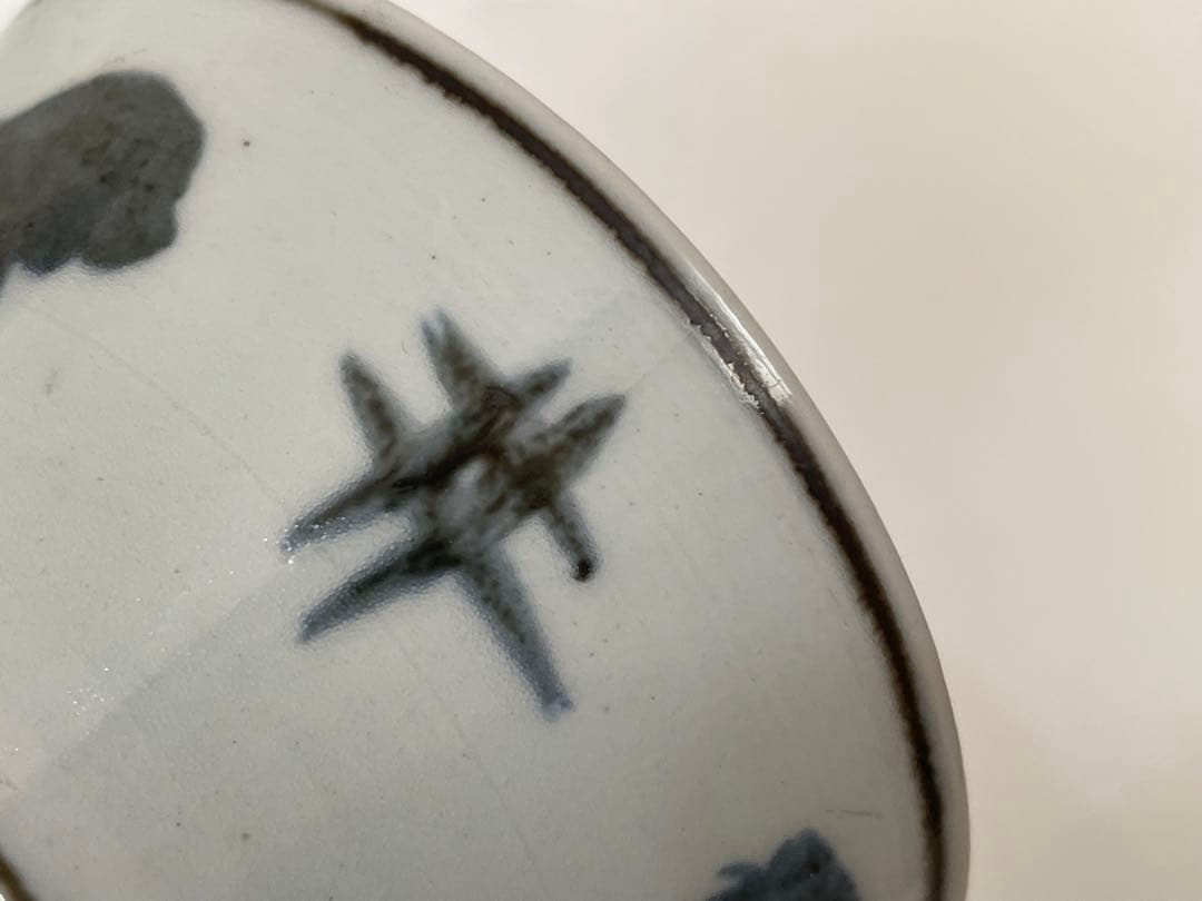 骨董　アンティーク　古伊万里　こんにゃく印判　井桁文様　蓋茶碗　初期伊万里　民藝