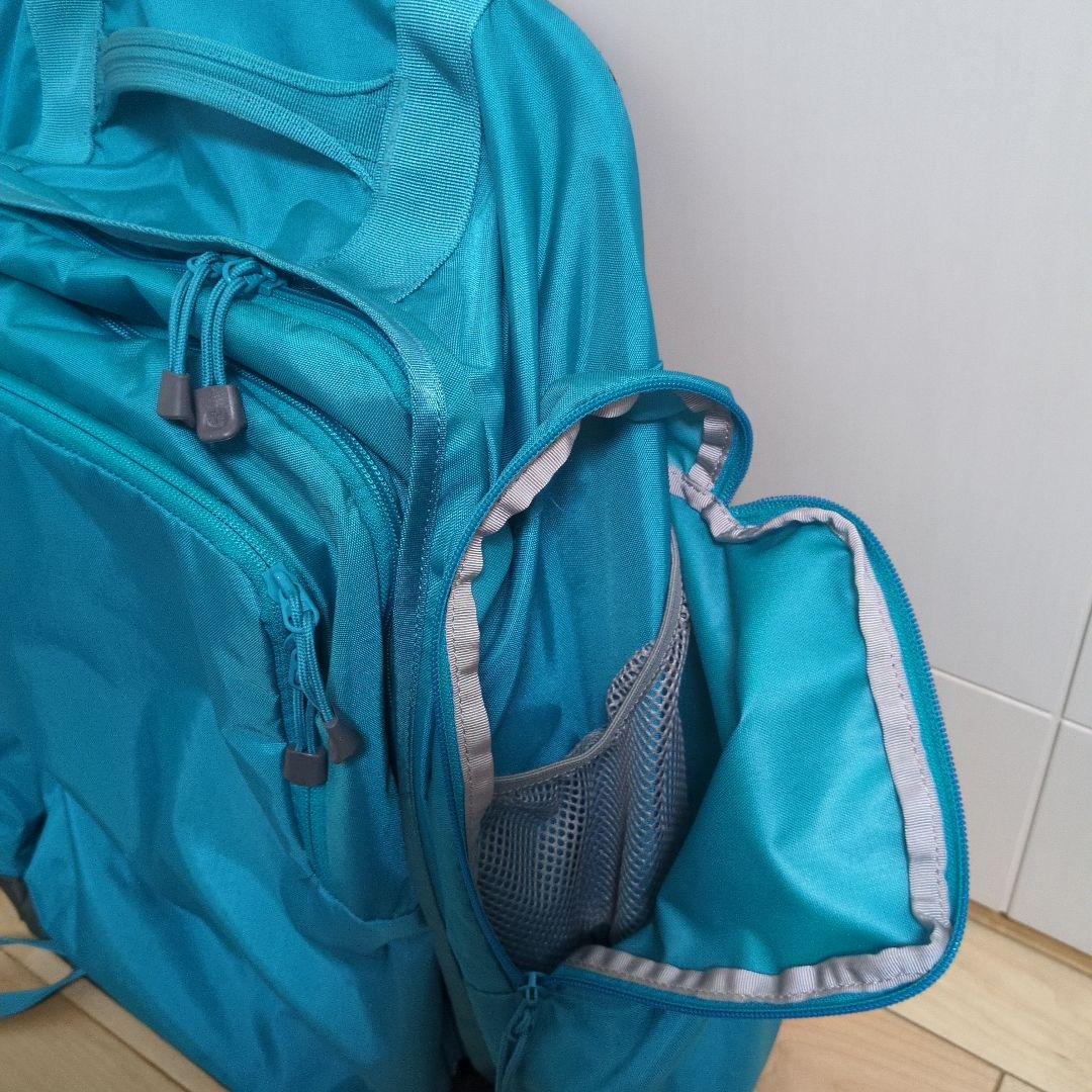 THE NORTH FACE ターコイズ リュック