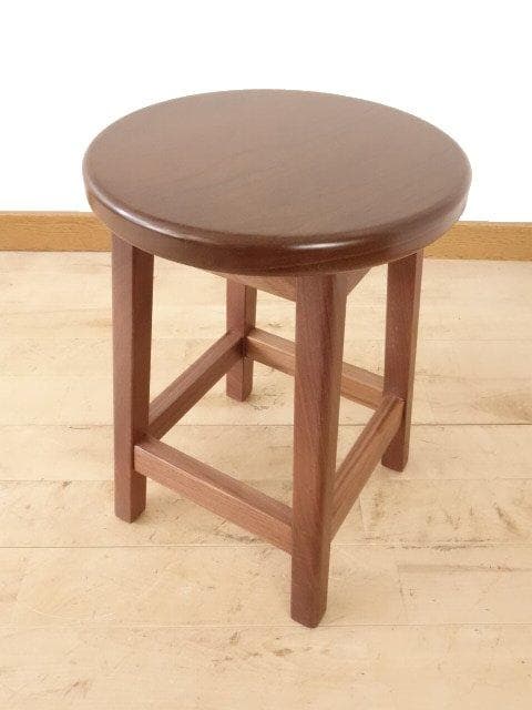 北海道手作り家具　ウォールナット材　スツール　座面一枚板