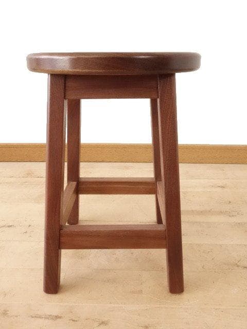 北海道手作り家具　ウォールナット材　スツール　座面一枚板