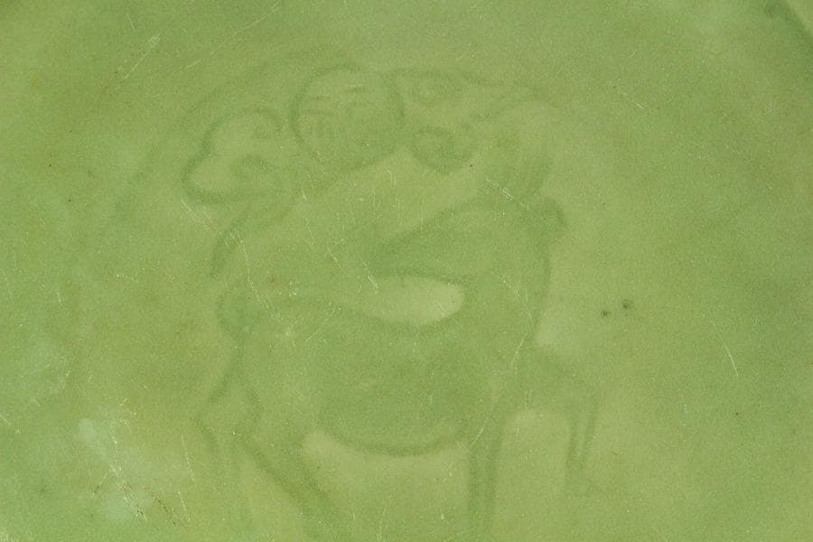 中国美術 青磁 鹿福紋 皿 φ19.5cm(K-A827)