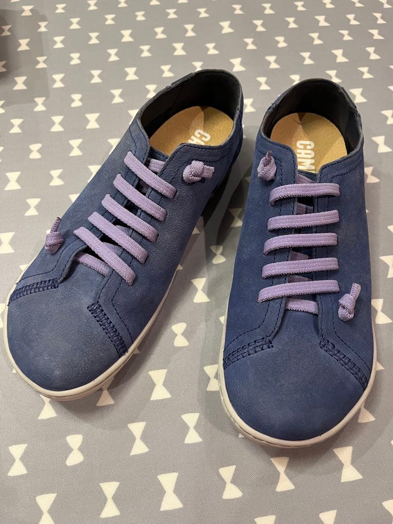 CAMPER ペウカミ ネイビー スエード スニーカー