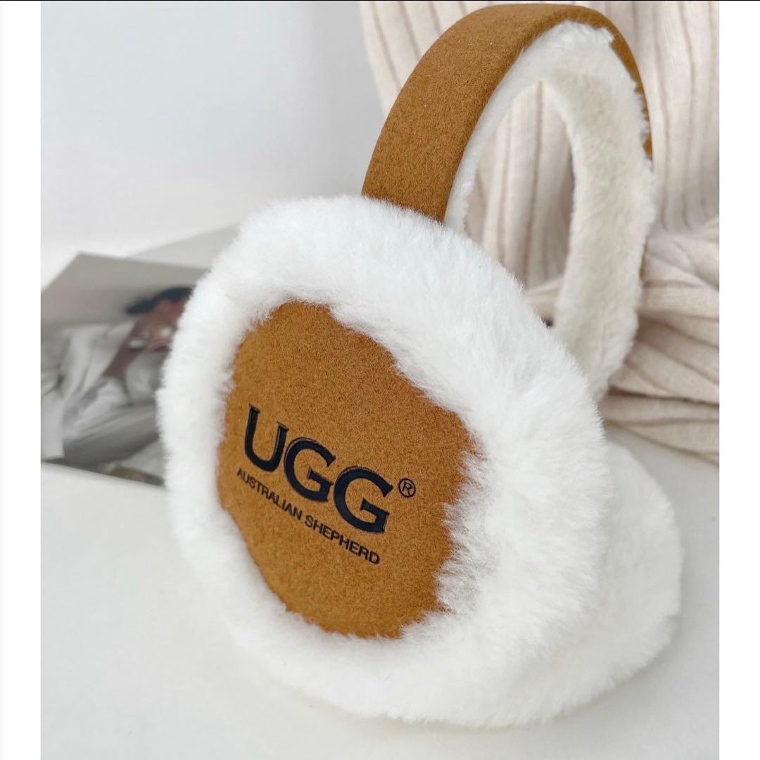 UGG フェイクファー耳あて ホワイト/ブラウン