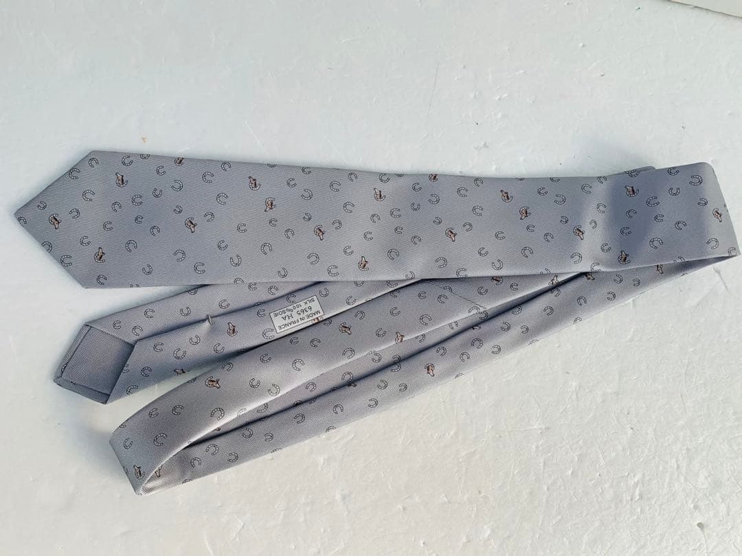 【極美品】エルメス　シルク　ネクタイ　馬蹄柄　グレー