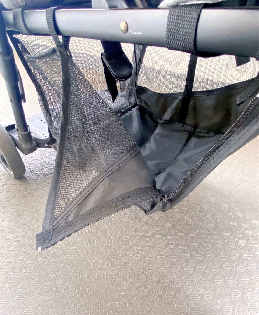 カトージ　2シーター　グレー　レインカバー付き