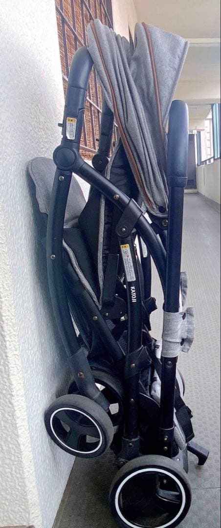 カトージ　2シーター　グレー　レインカバー付き