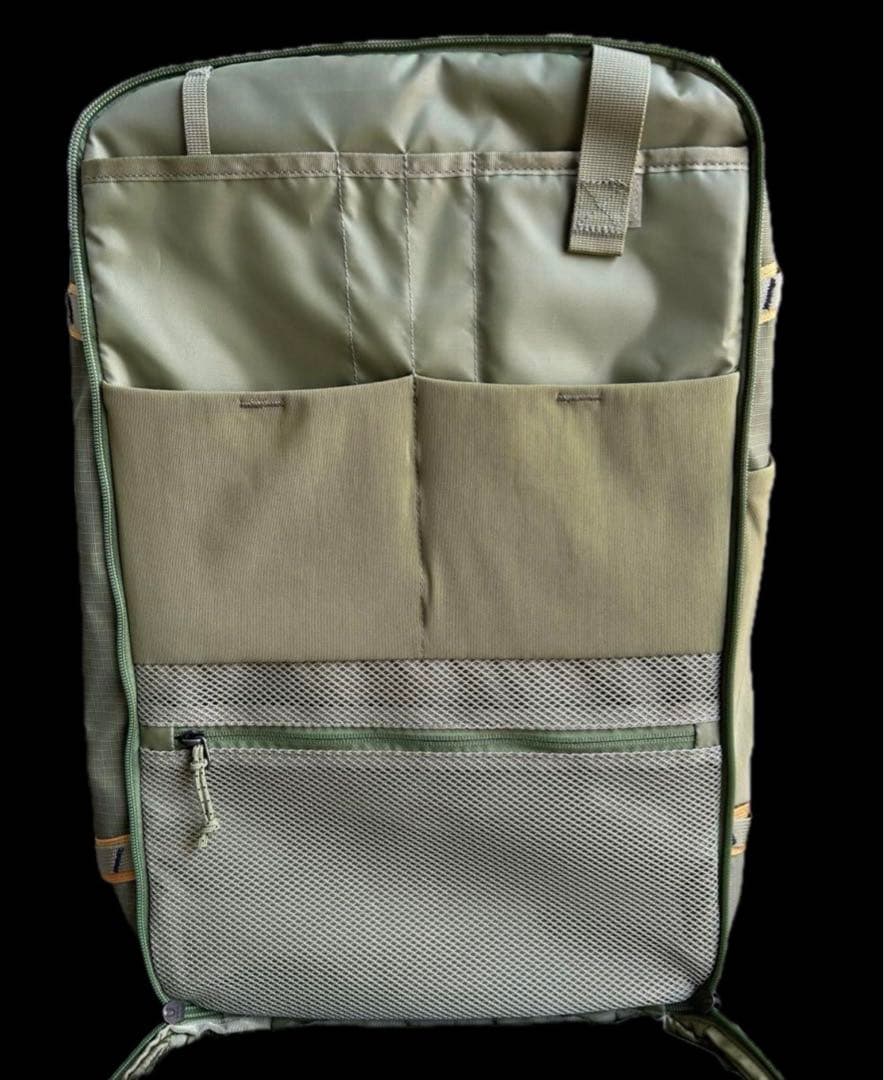 ハリー、未使用パタゴニア ブラックホールミニmlc