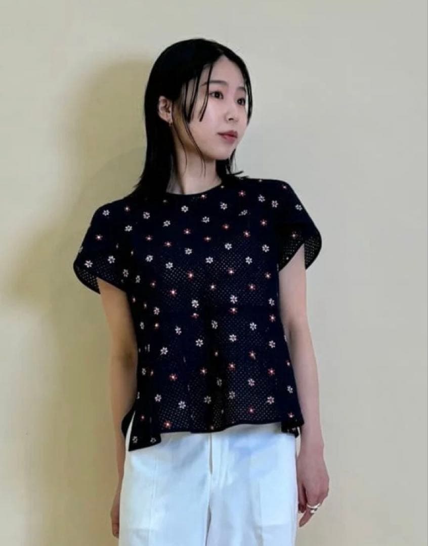 メゾン トゥモローランド リーシェフラワー ペタルスリーブブラウス ネイビー