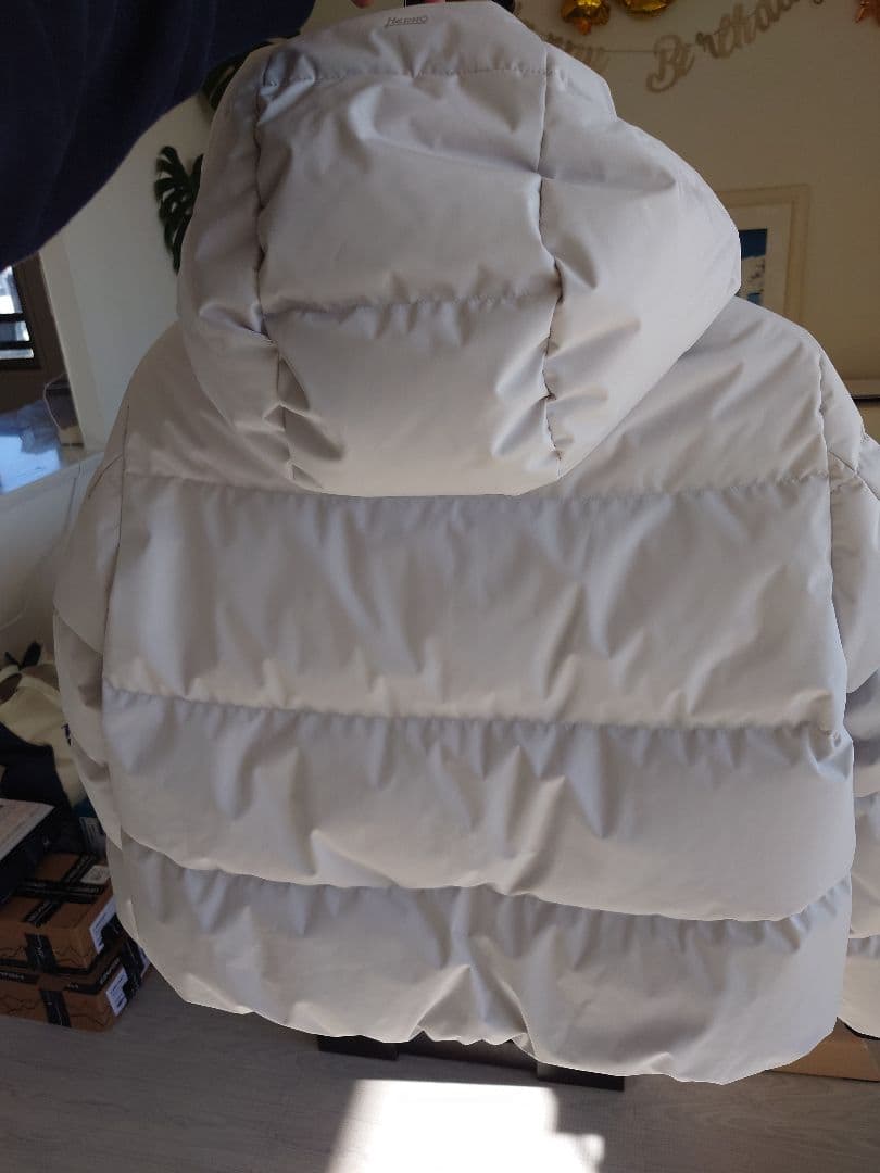 【新品タグ付き】Herno アイスグレー ダウンジャケット 38