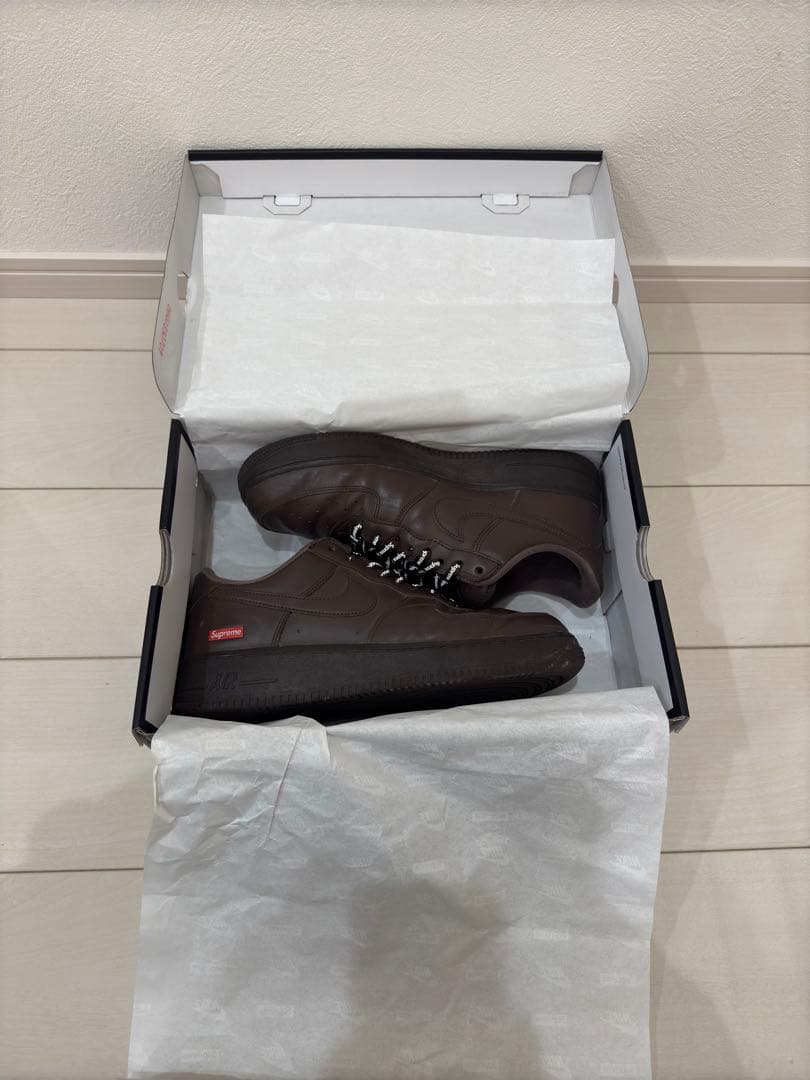 靴 Supreme x Nike Air Force 1 Low brown