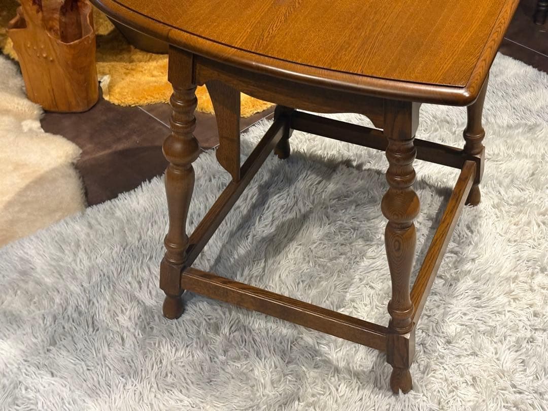 希少　ホビンレッグ　サイドテーブル　ローテーブル　アンティーク　クラシック　SG