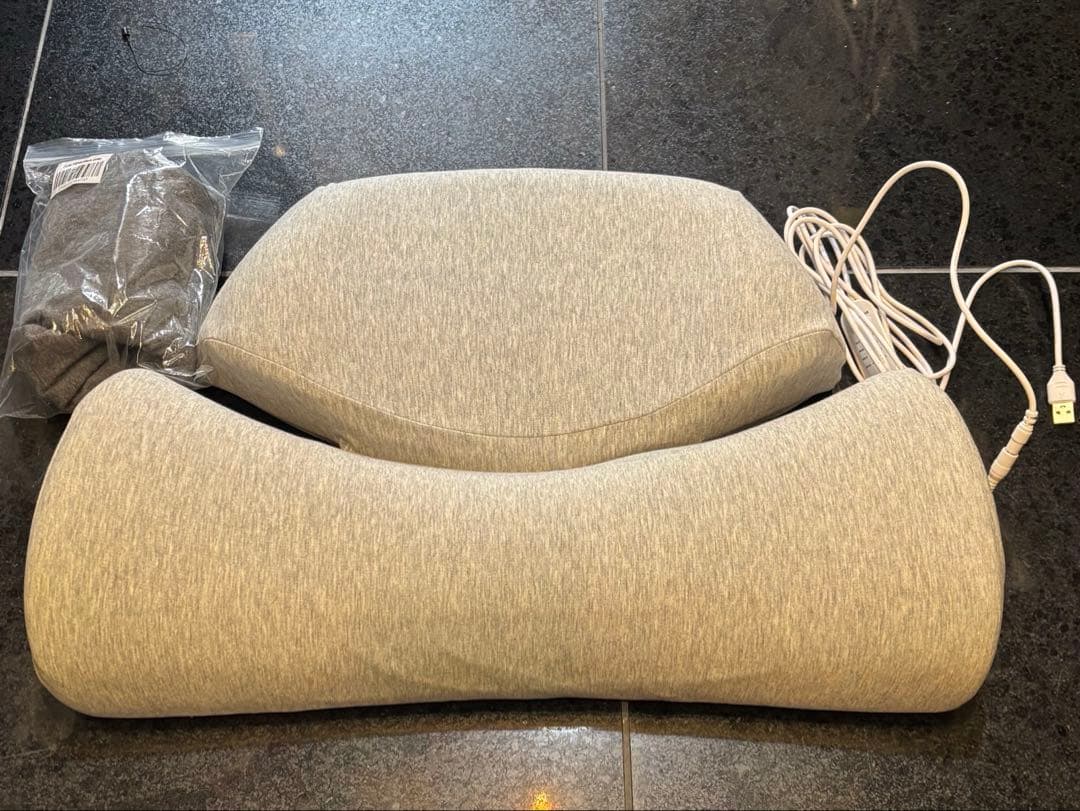 【正規品】首と肩がホッとする枕　ホットピロー　カルクス　新品　カバー付き