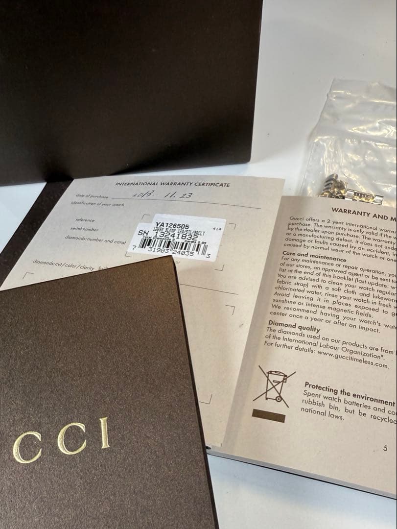 GUCCI Gタイムレス 12Pダイヤ ブラック126.5デイトQzレディース