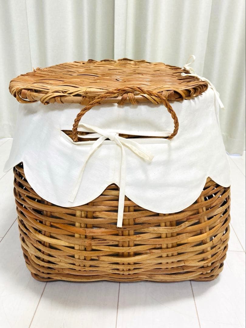 カトリーヌ ドゥヌアル ラタン バスケット