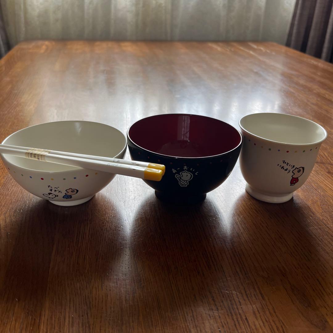 サンリオ　みんなのたあ坊　飯碗セット　飯碗　汁椀　湯呑み　箸　4点セット