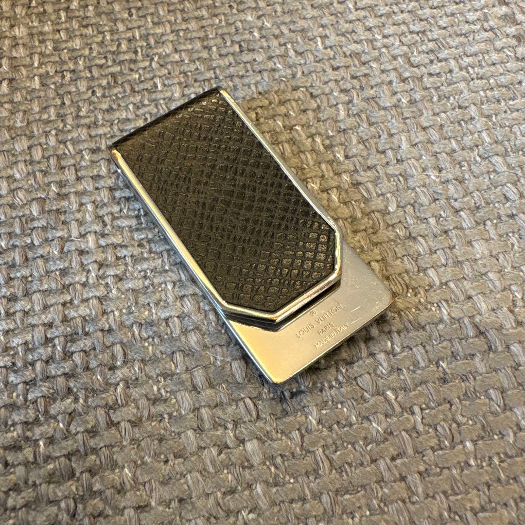 中古品　Louis Vuitton レザー マネークリップ ブラック