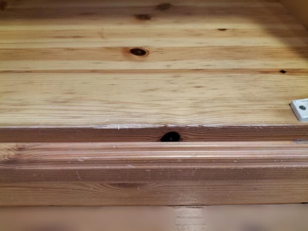 食器棚　カントリー　木製キャビネット　 ガラス扉