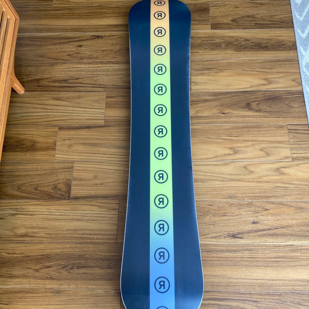 スノーボード 板 ハートブレイカー　139㎝