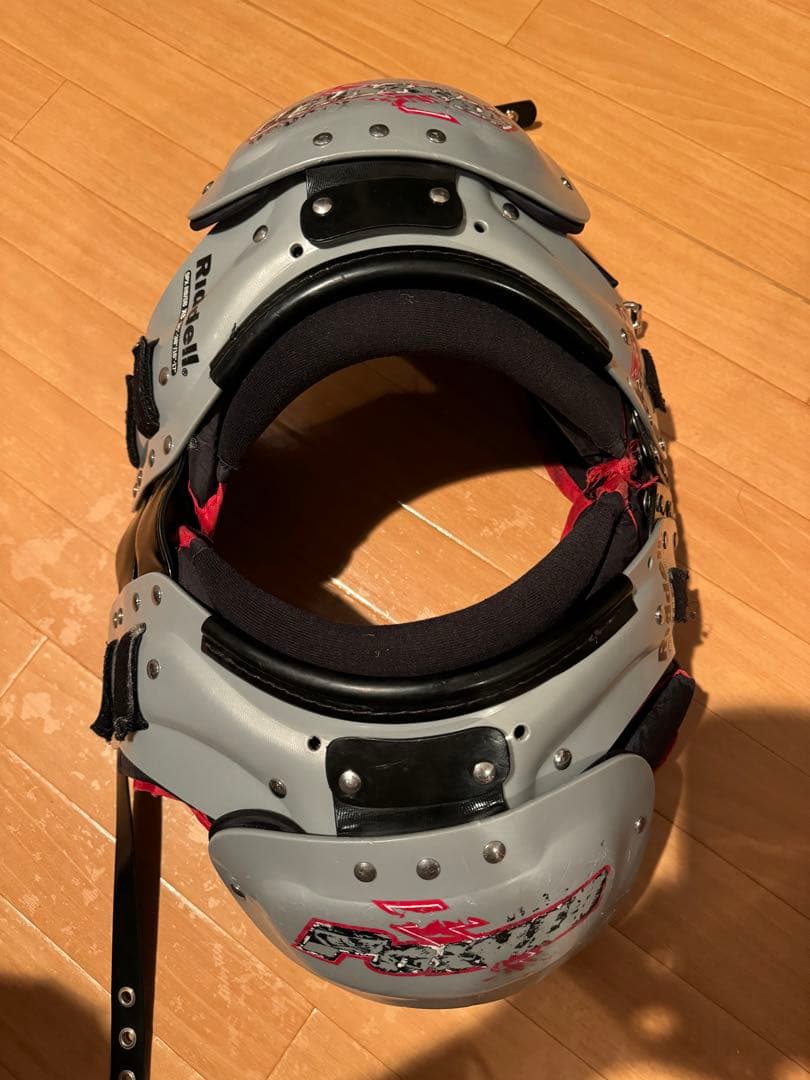 Riddell ショルダーパッド シルバー