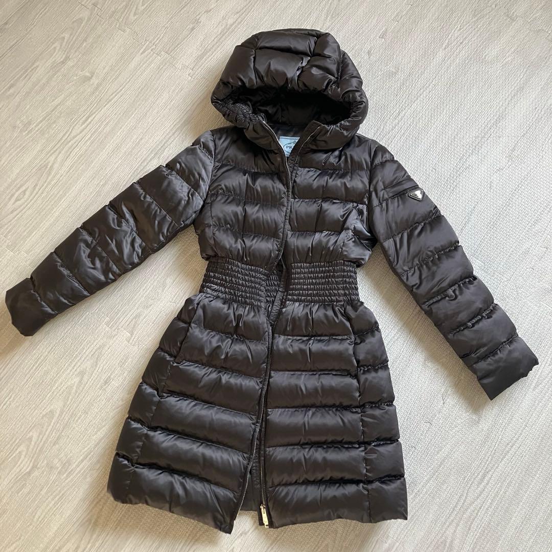 PRADA ダウン　レディース