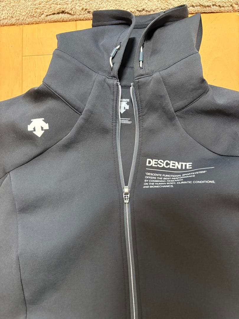 大谷翔平着　DESCENTE ジャージ上下セット O ブラック