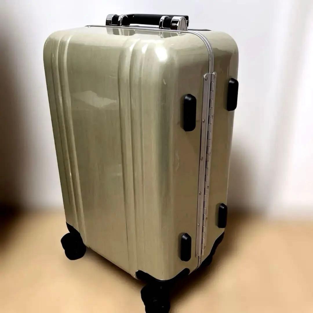 う*ま様 ゼロハリバートン キャリーケース アルミ コーティング 機内 持込 サ