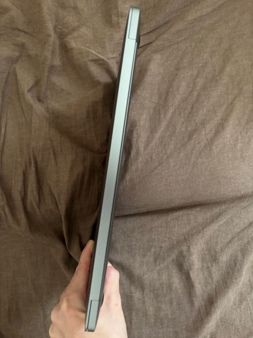 MacBook Air M1（2020モデル）13インチ 8GB 512GB