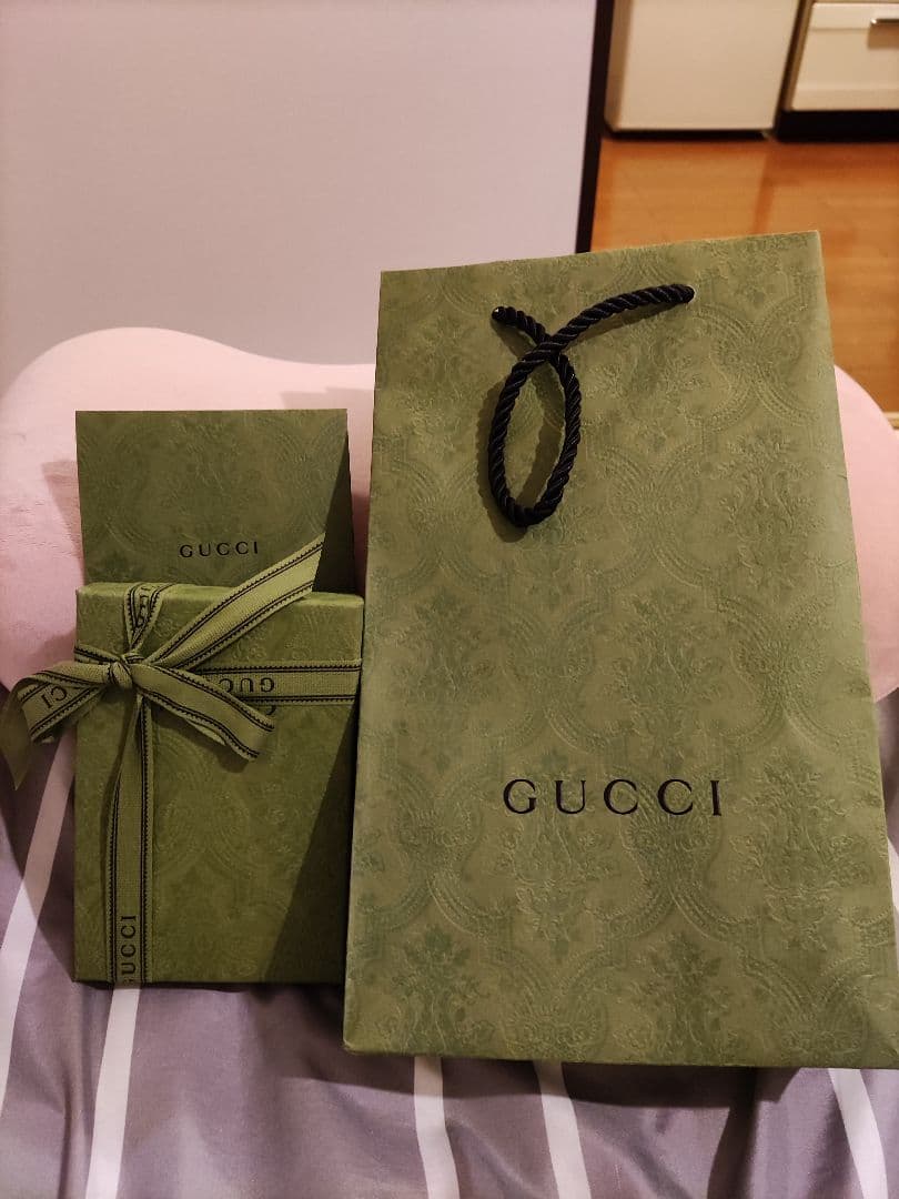 gucciキーケース