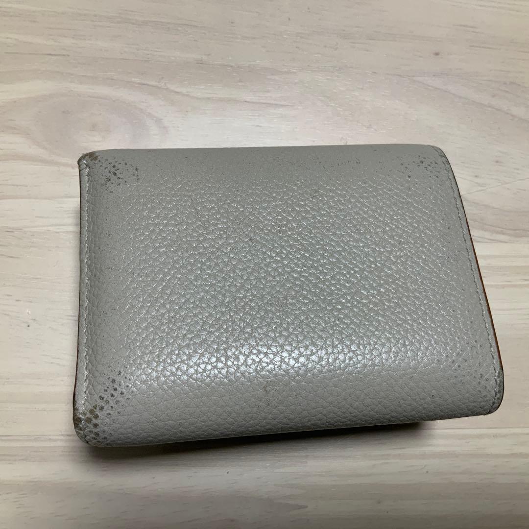 LOEWE 三つ折り財布 グレージュ　ベージュ ライトグレー　レザー