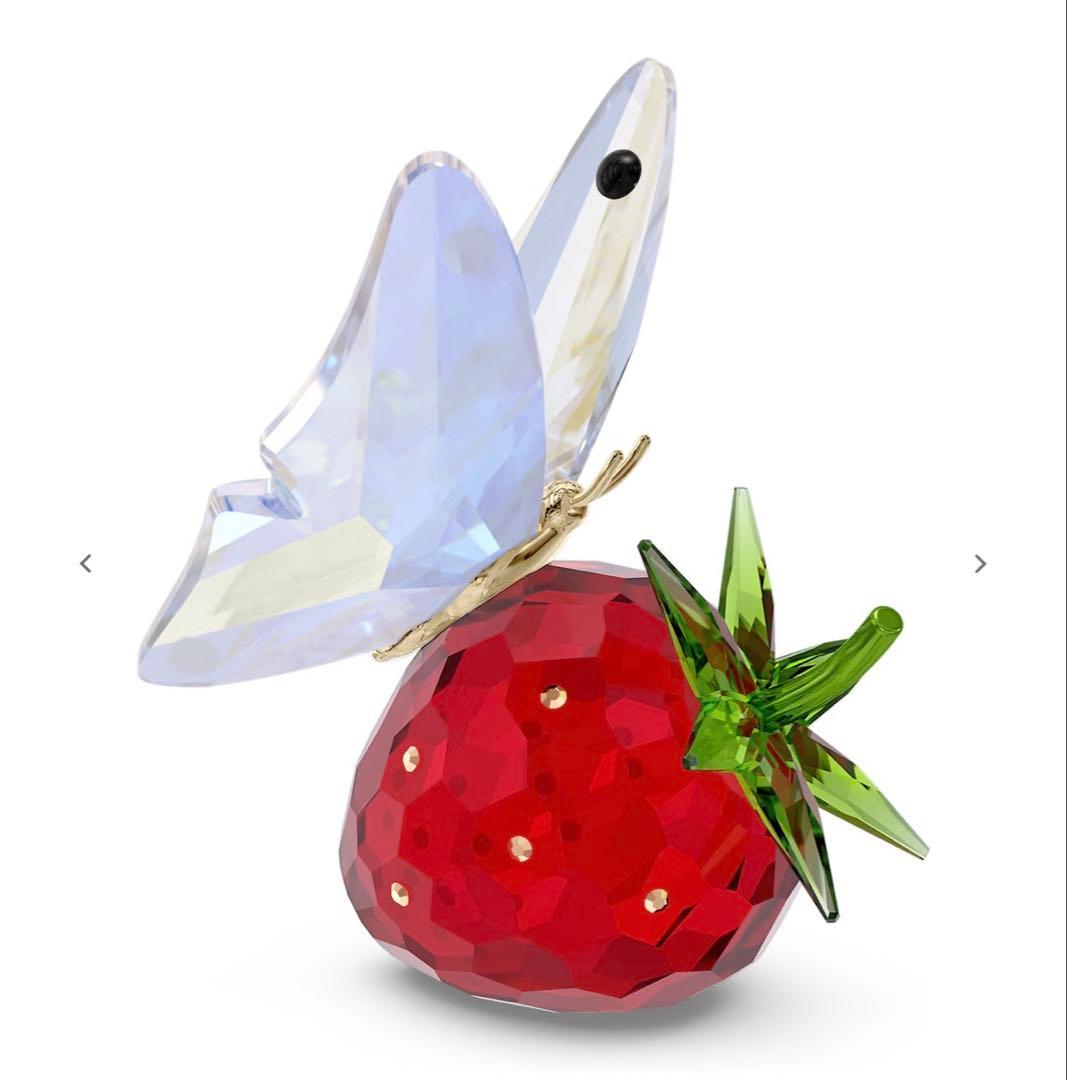 g*e様 Swarovski 蝶とイチゴの置物
