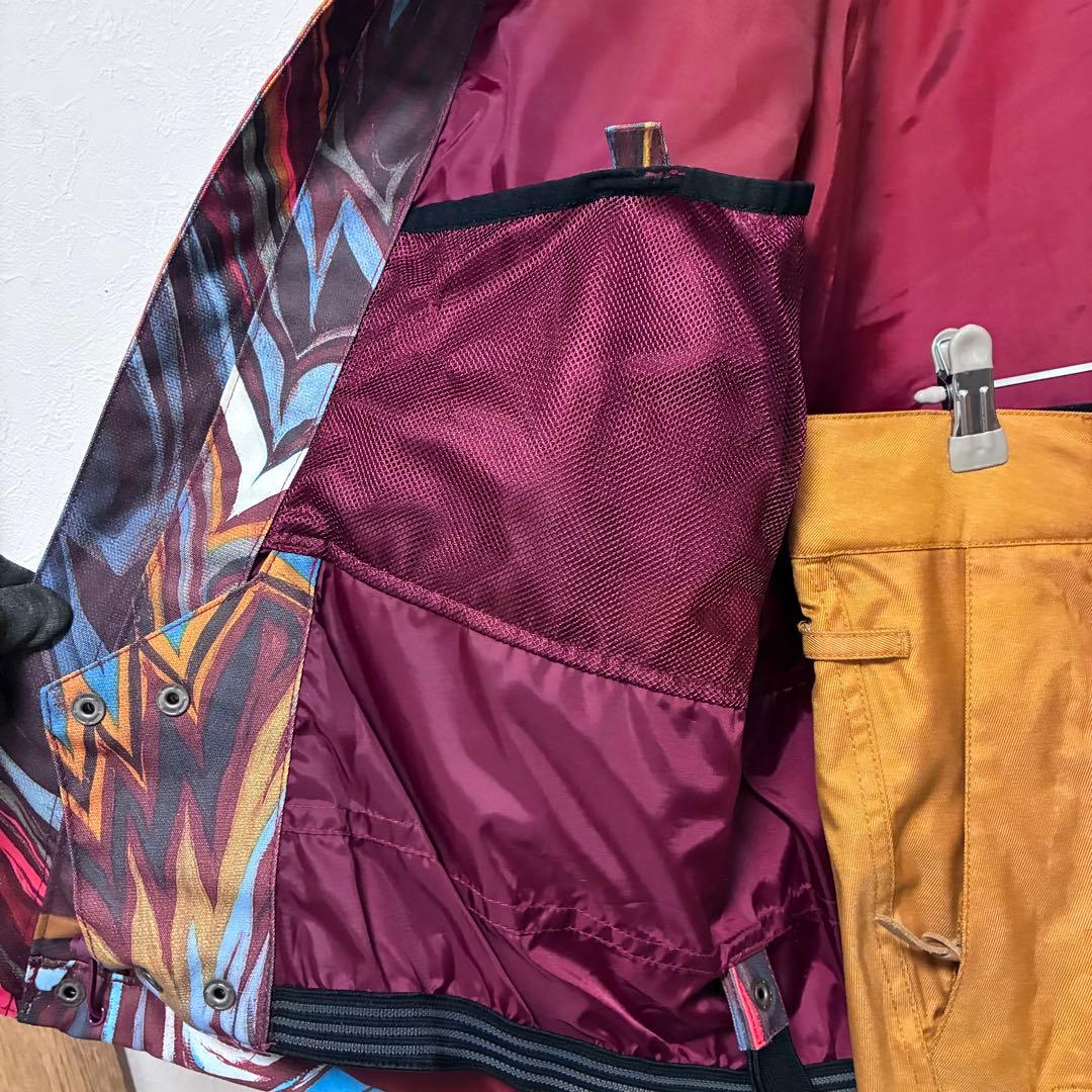 クイックシルバー　スキー　スノボ　ウェア　メンズ　XS S 上下　マルチカラー