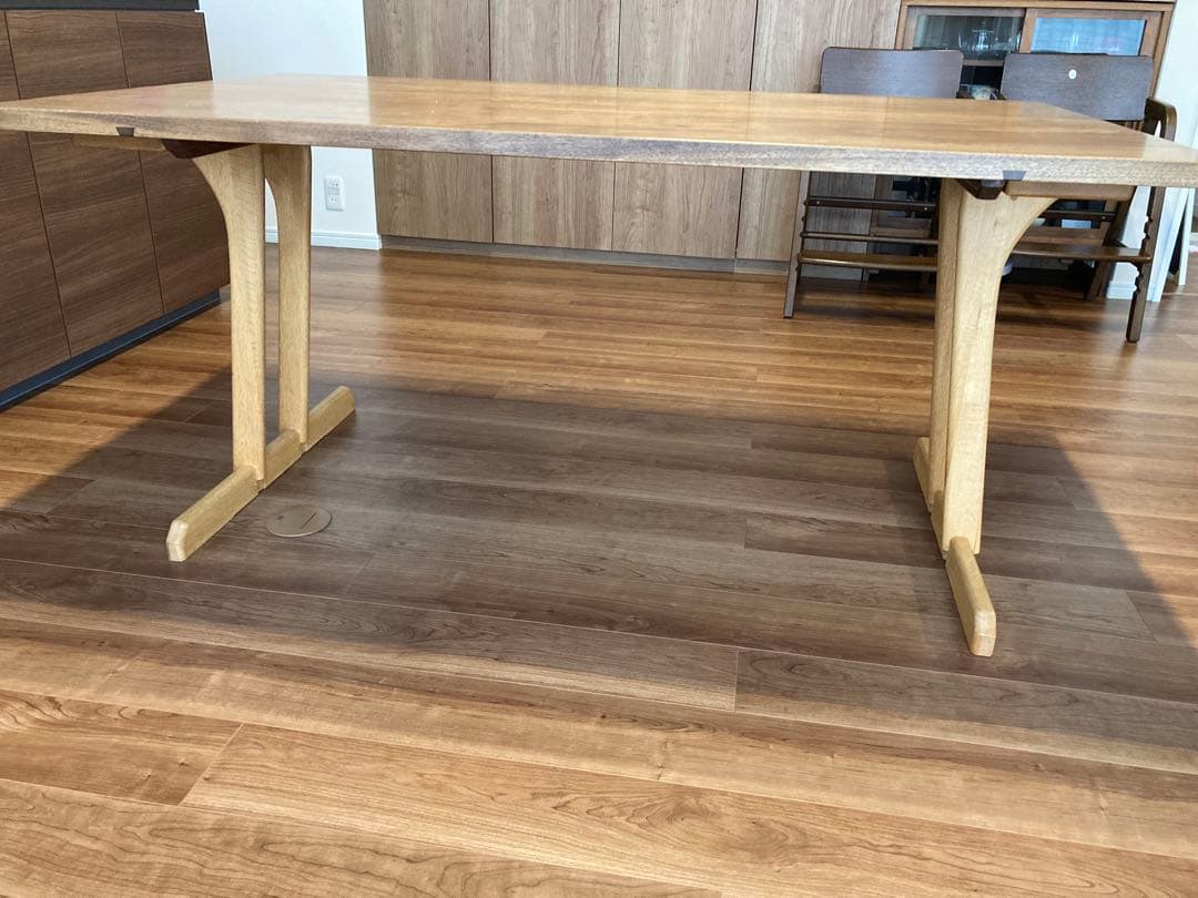 値下げ中　ダイニングテーブル　ウォールナット　オイル仕上げ　家具一点物