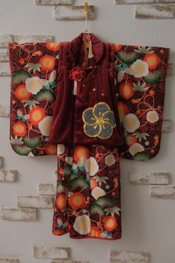 七五三３歳女の子　赤オレンジ 着物