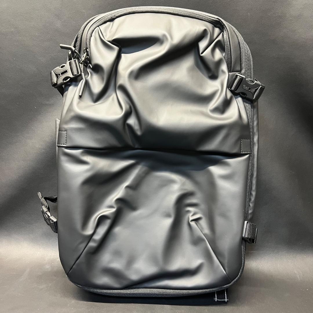 〇Of66 未使用真空圧縮 バックパック トラベルバッグ ブラック