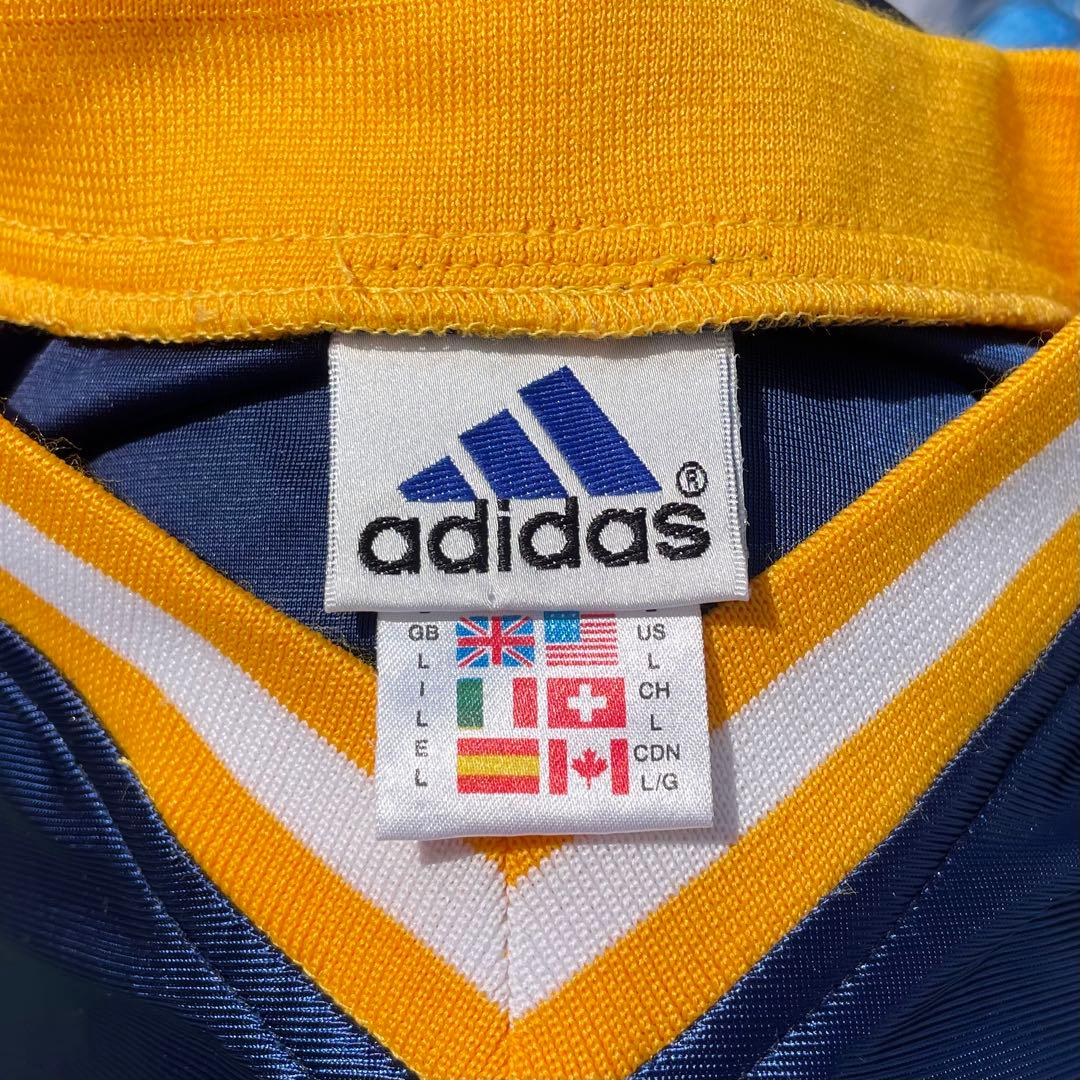 90s~00s adidas ロゴ刺繍 ツヤあり生地 大きめ 古着 アップウェア