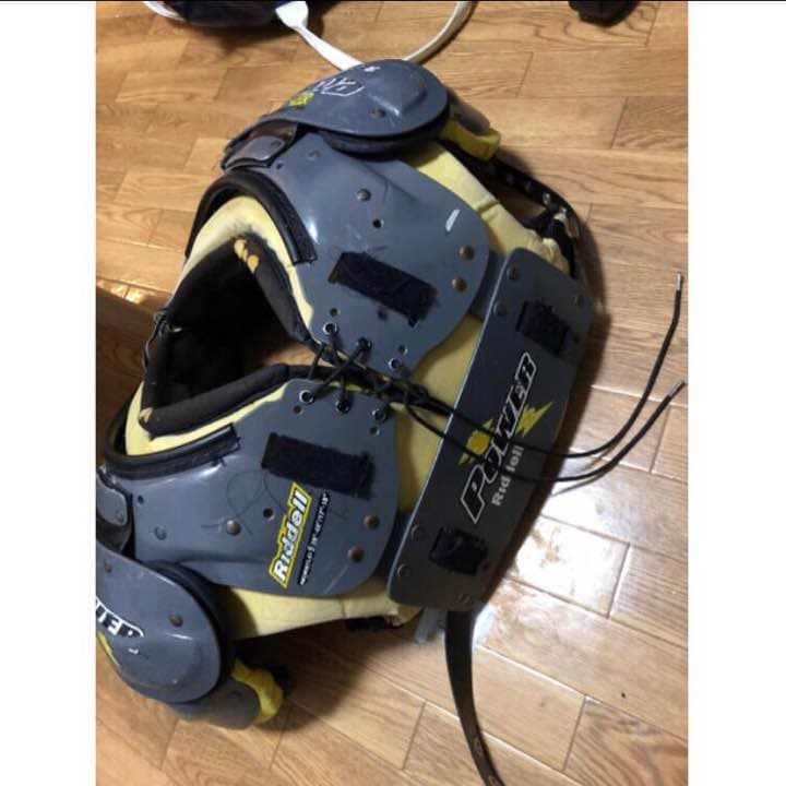 アメフト ショルダー