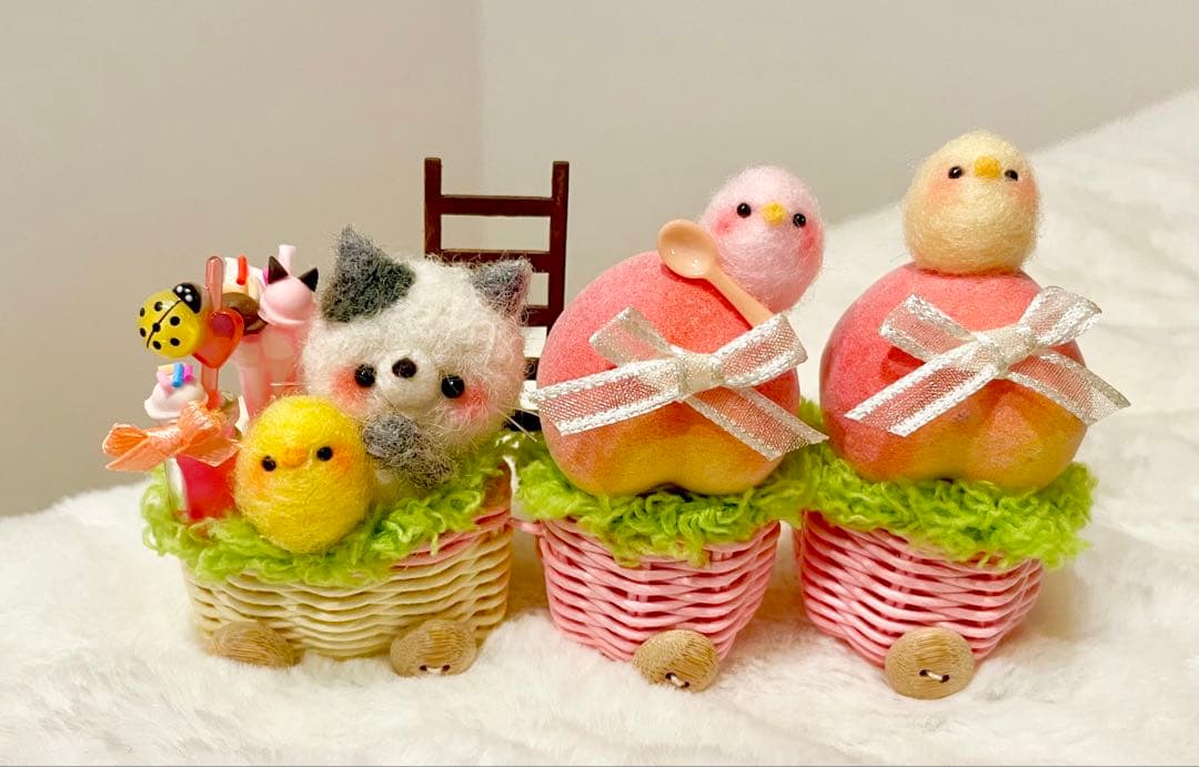 junpemiページ♡アイス気球- ̗̀ ☺︎ ̖́-チョコミント♡羊毛フェルト