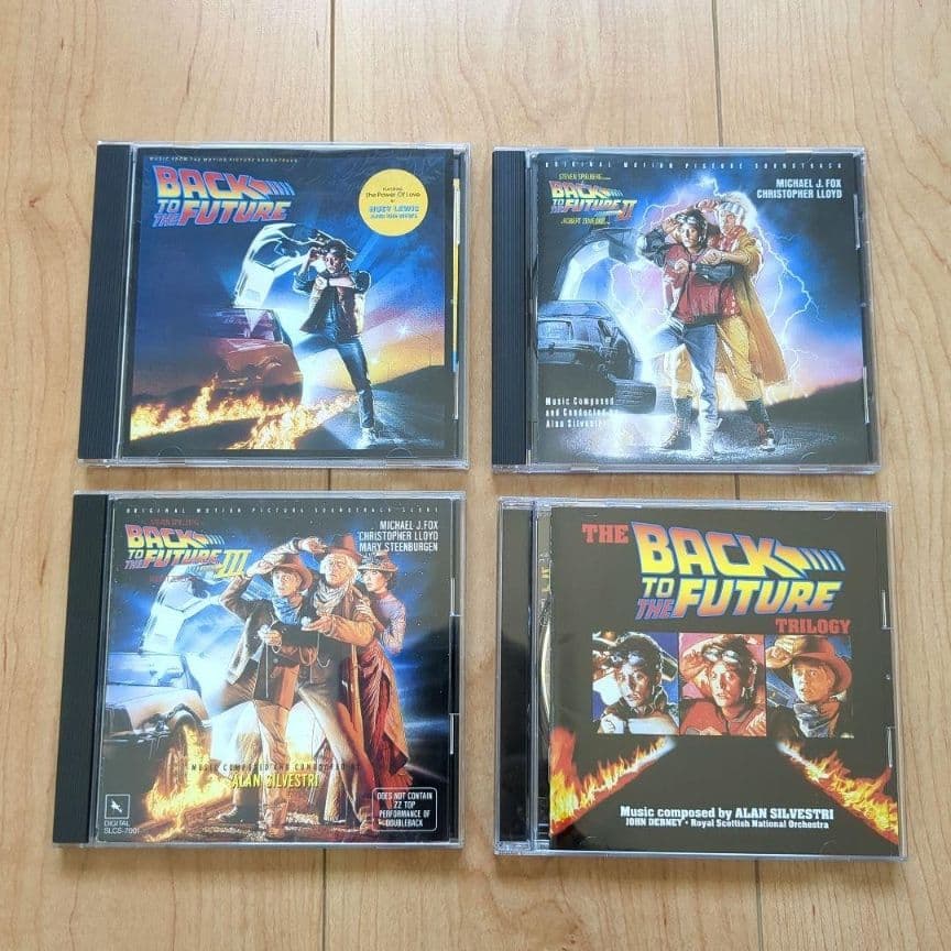 入手困難　廃盤　バックトゥザフューチャー　サントラ　CD　４枚　まとめ売