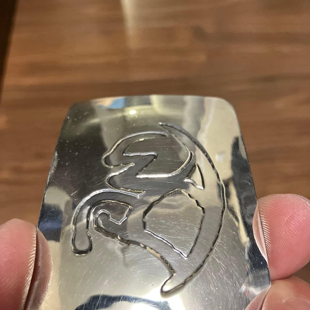 レッドムーン シルバー製　ロゴバックル　銀　美品