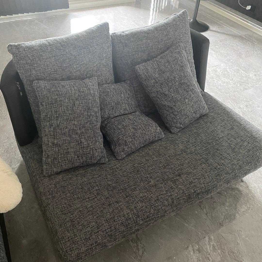 ソファ　2〜3人掛け　①