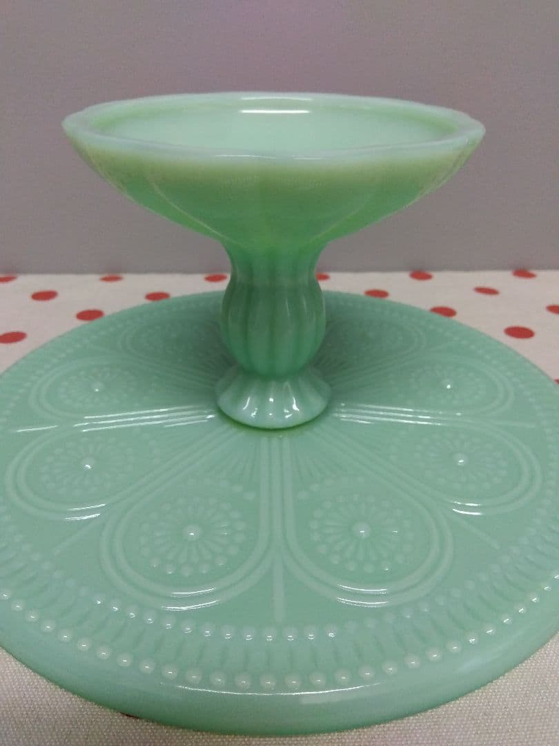 最終価格！ ケーキスタンド　USA　ミルクガラス ジェダイ ディスプレイ