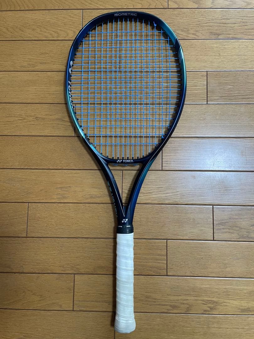 ラケット(硬式用) YONEX EZONE 100 2022(G2)