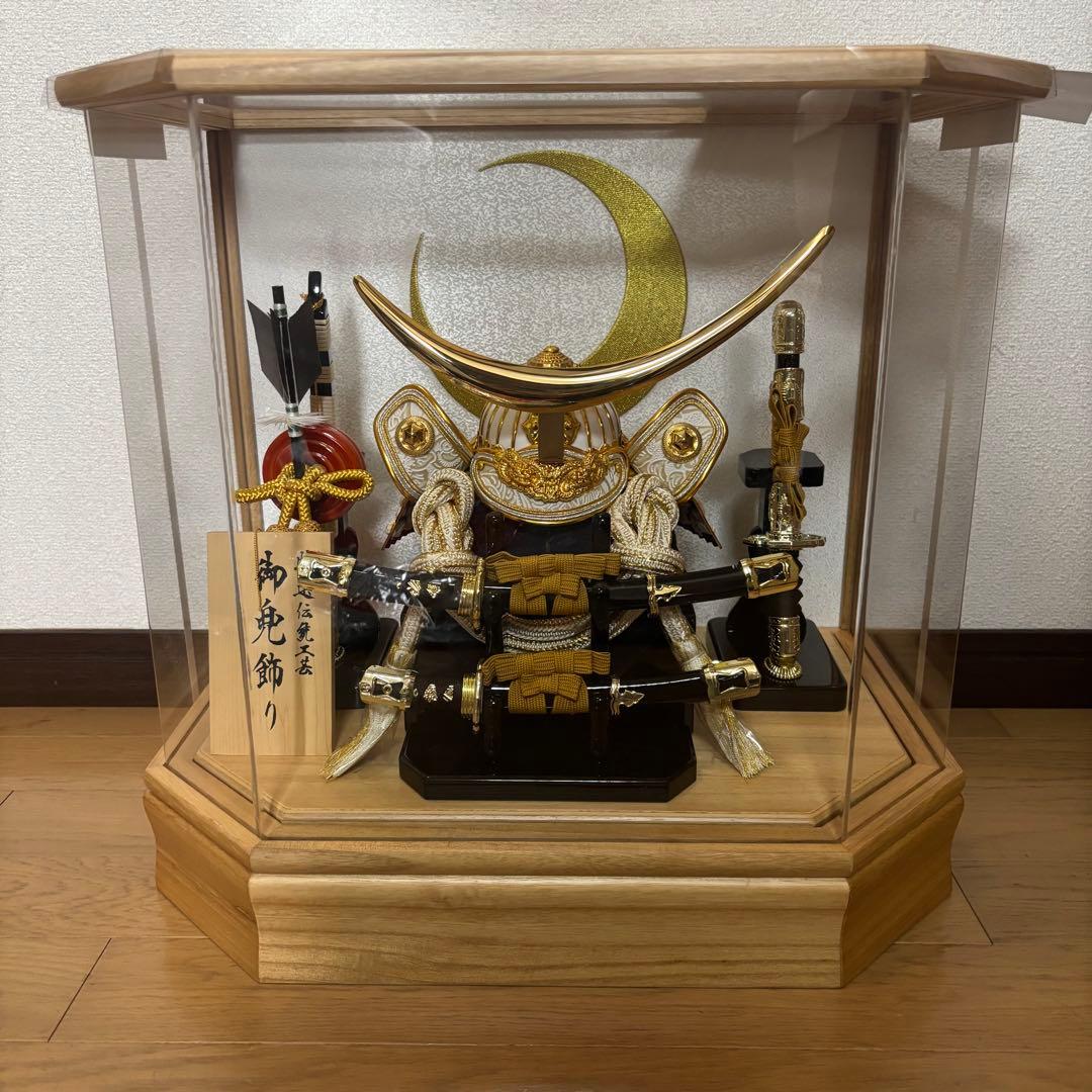 ⑨五月人形 伊達政宗 ケース付き 白金 ゴールド 10号 御兜飾