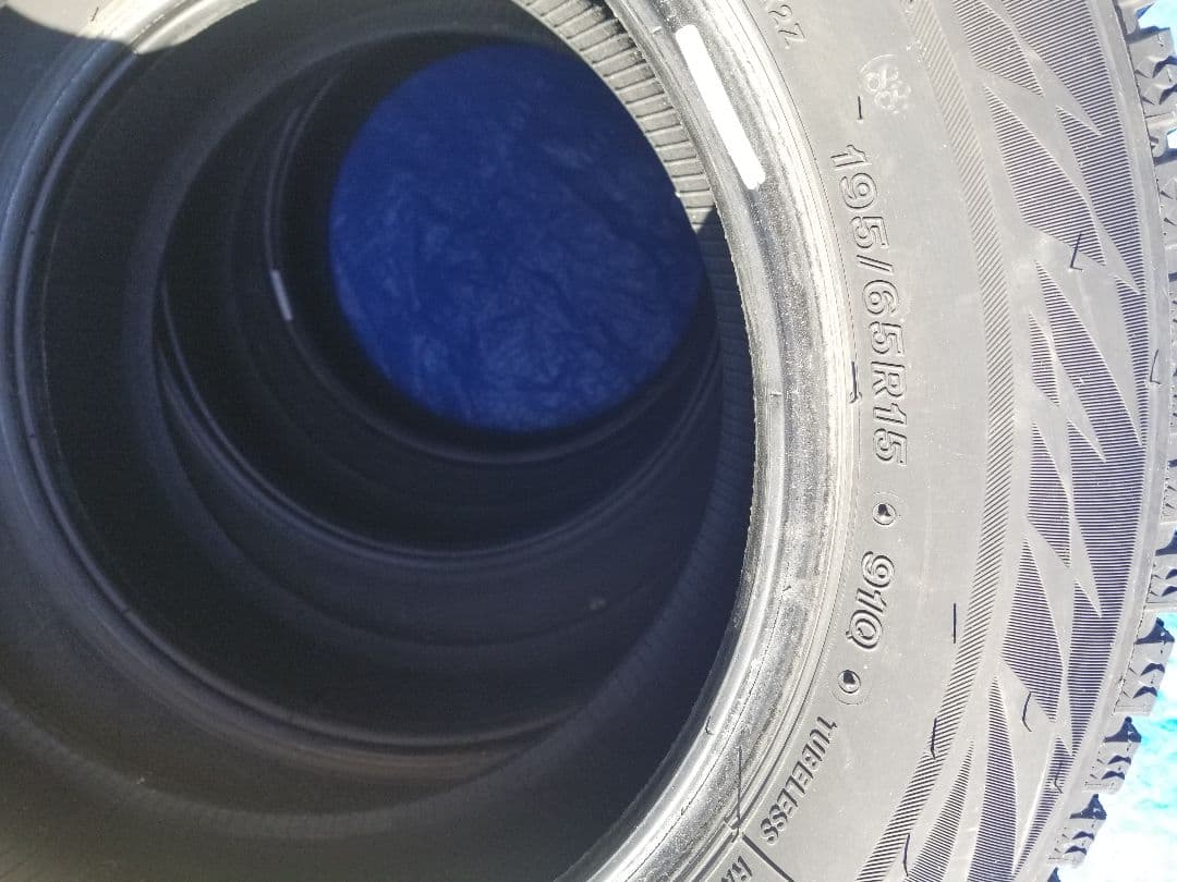 ブリジストン　VRX2 195 65 15 2021年