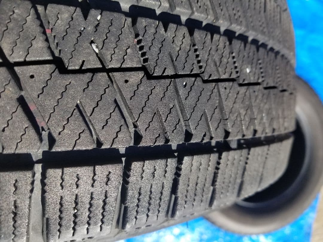 ブリジストン　VRX2 195 65 15 2021年