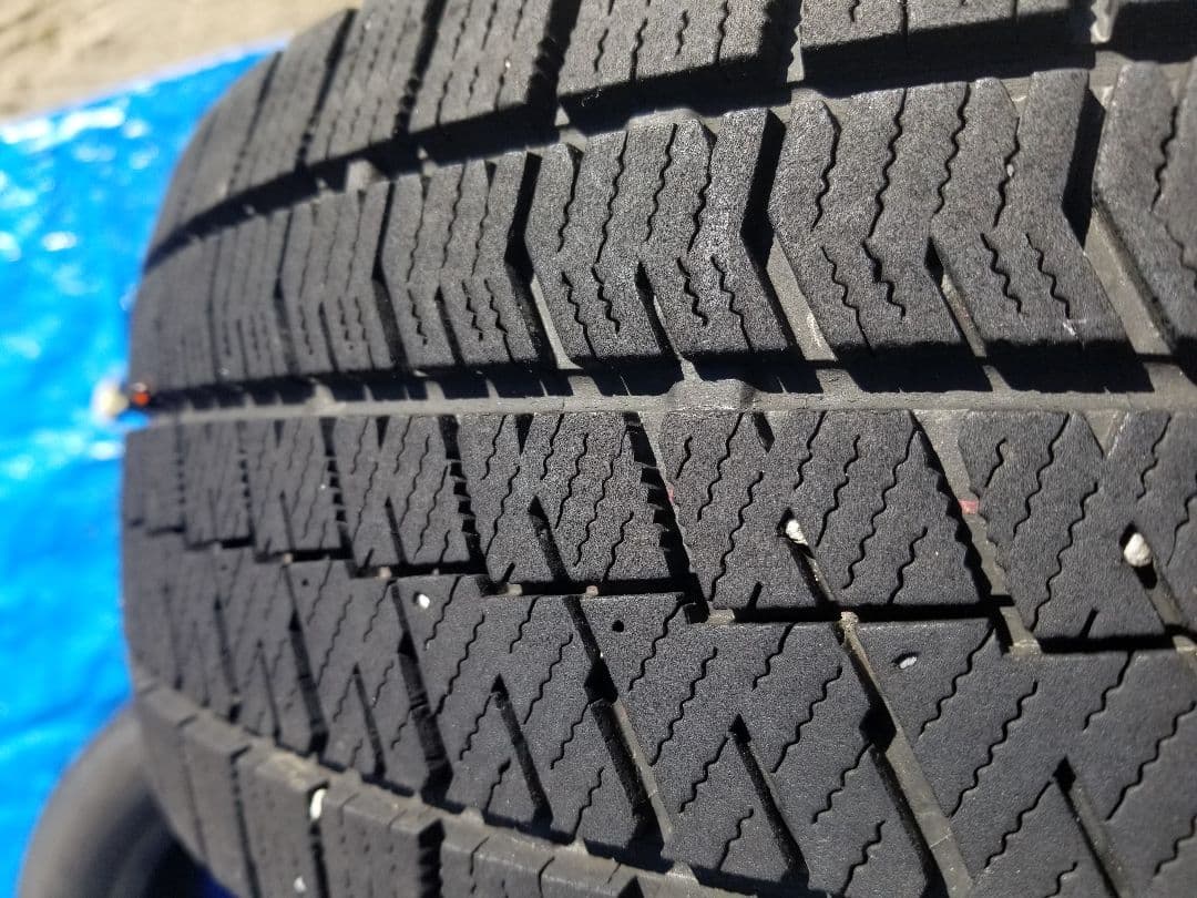 ブリジストン　VRX2 195 65 15 2021年