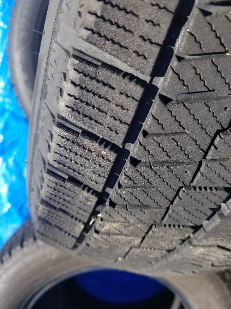 ブリジストン　VRX2 195 65 15 2021年