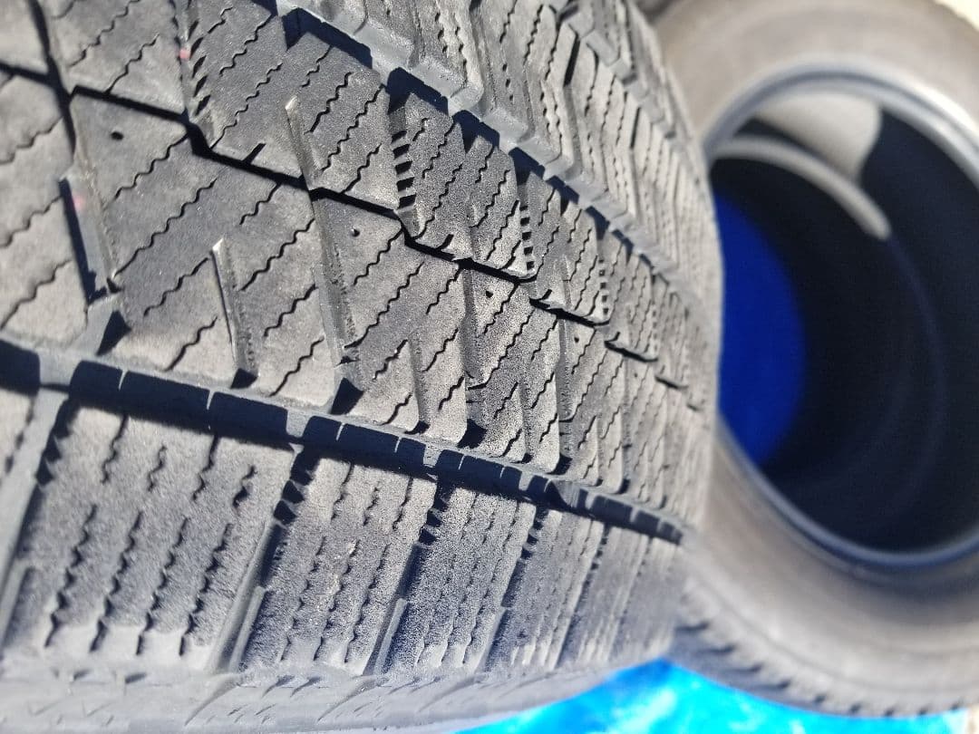 ブリジストン　VRX2 195 65 15 2021年