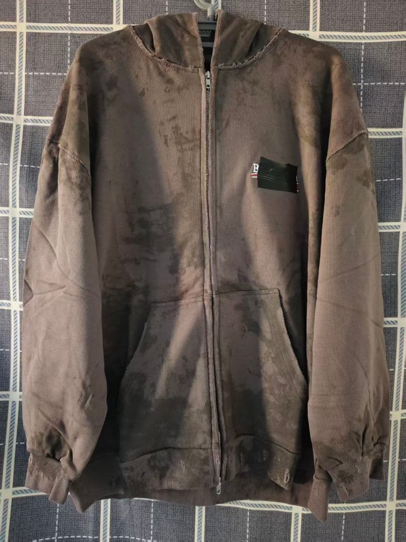 Balenciagaバレンシアガ ダークブラウン パーカー フード付き 新品同様