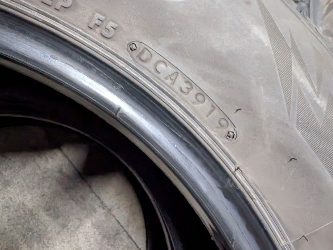 S-chan19年製225/65R17冬タイヤ4本セット※説明欄必須※